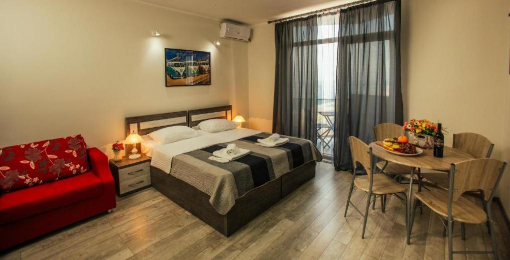 Luxury Apartments Batoumi Extérieur photo